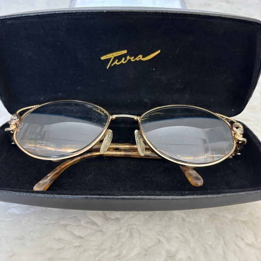 Tura Vintage Gold tone Eyeglasses Frame only w/ Case